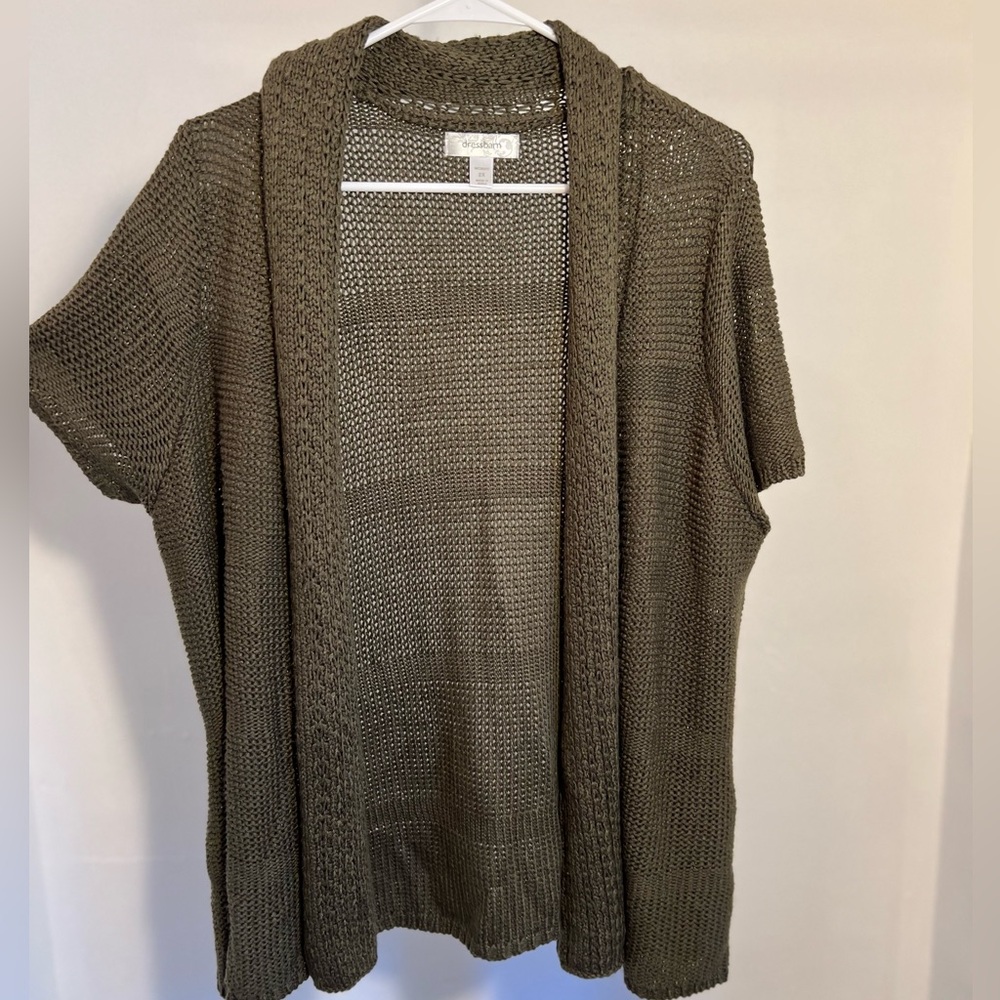 Dressbarn army green, short sleeved sweater, size 2XL.